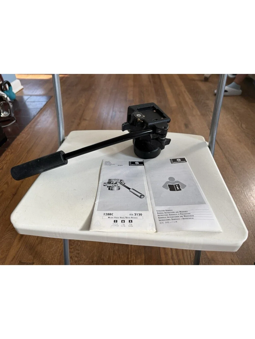 Bogen 3130 Micro Fluid Tripod Head With Manual